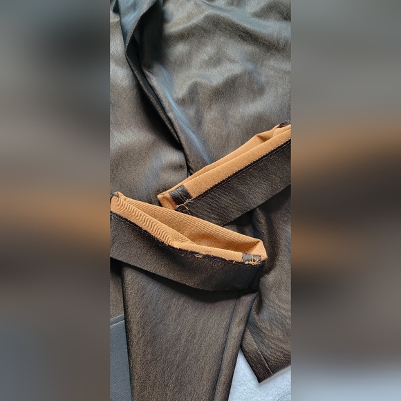 NEW YORK INDUSTRIE- MED Brown Metallic - Picture 10 of 16